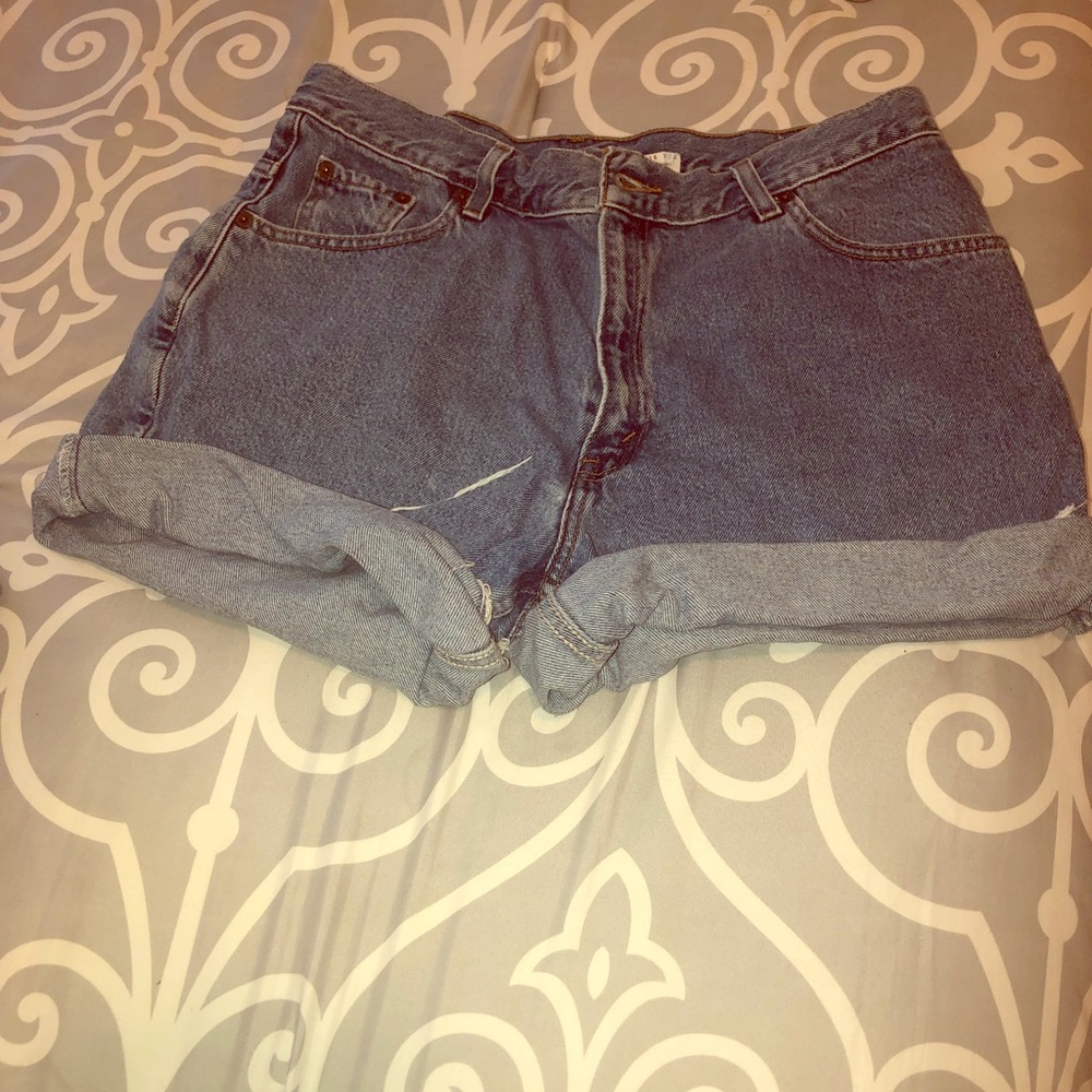 Cute Levi shorts!!